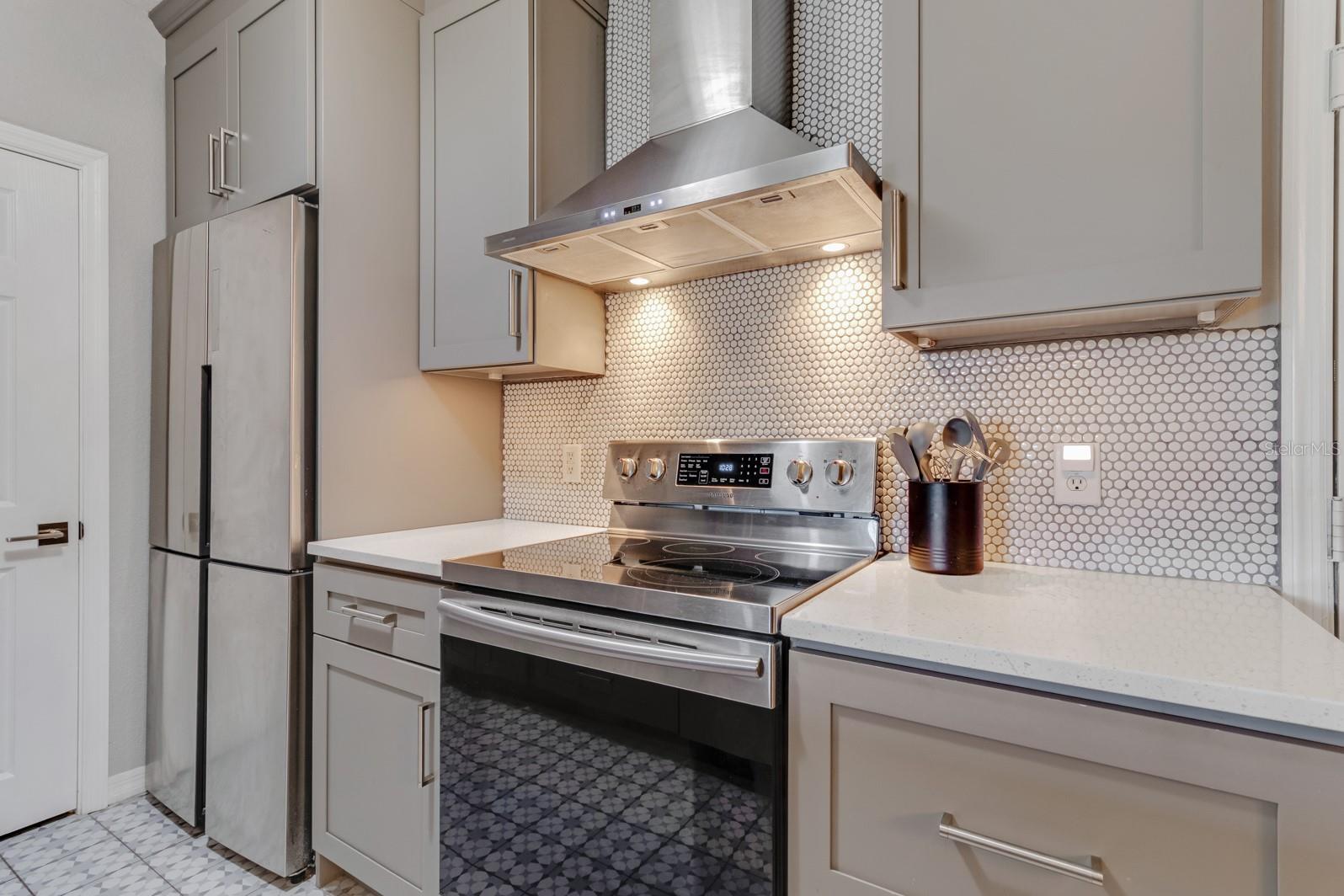 5550 E MICHIGAN ST #1325