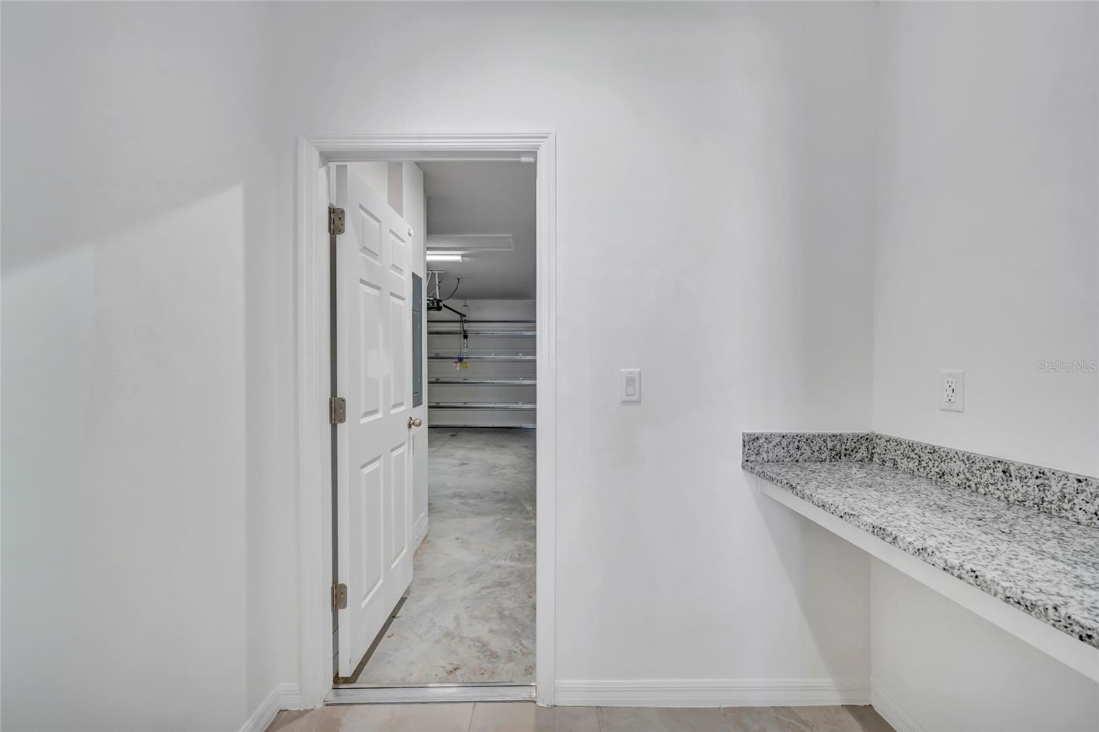 414 NORTH BLVD E