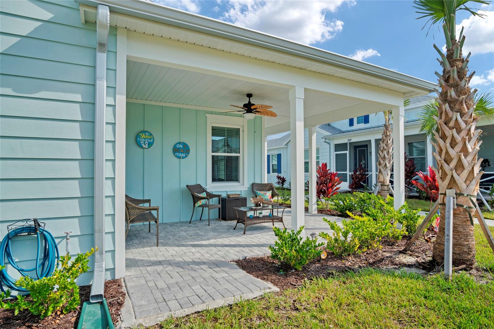 324 GYPSY PALACE LN