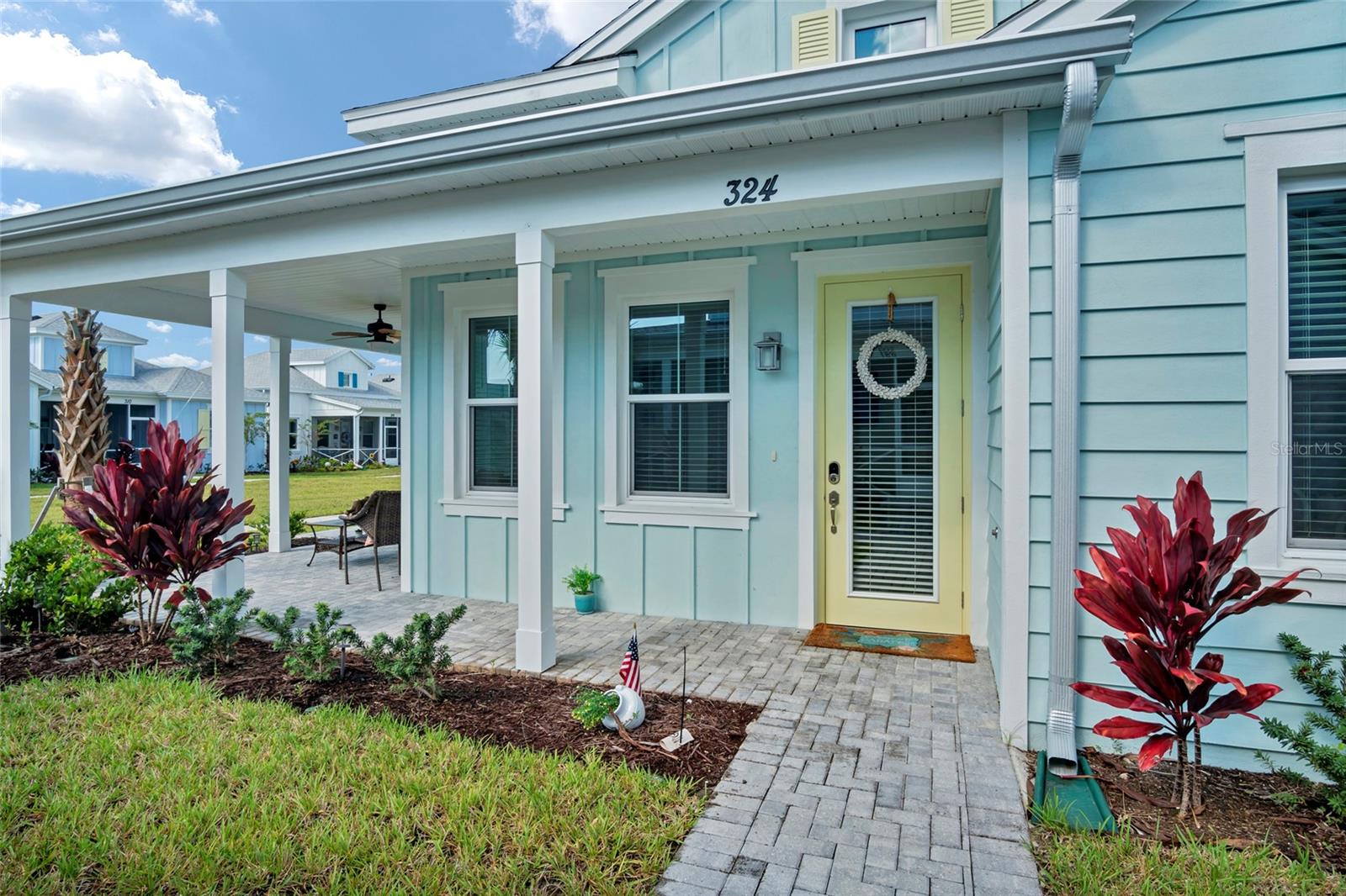 324 GYPSY PALACE LN