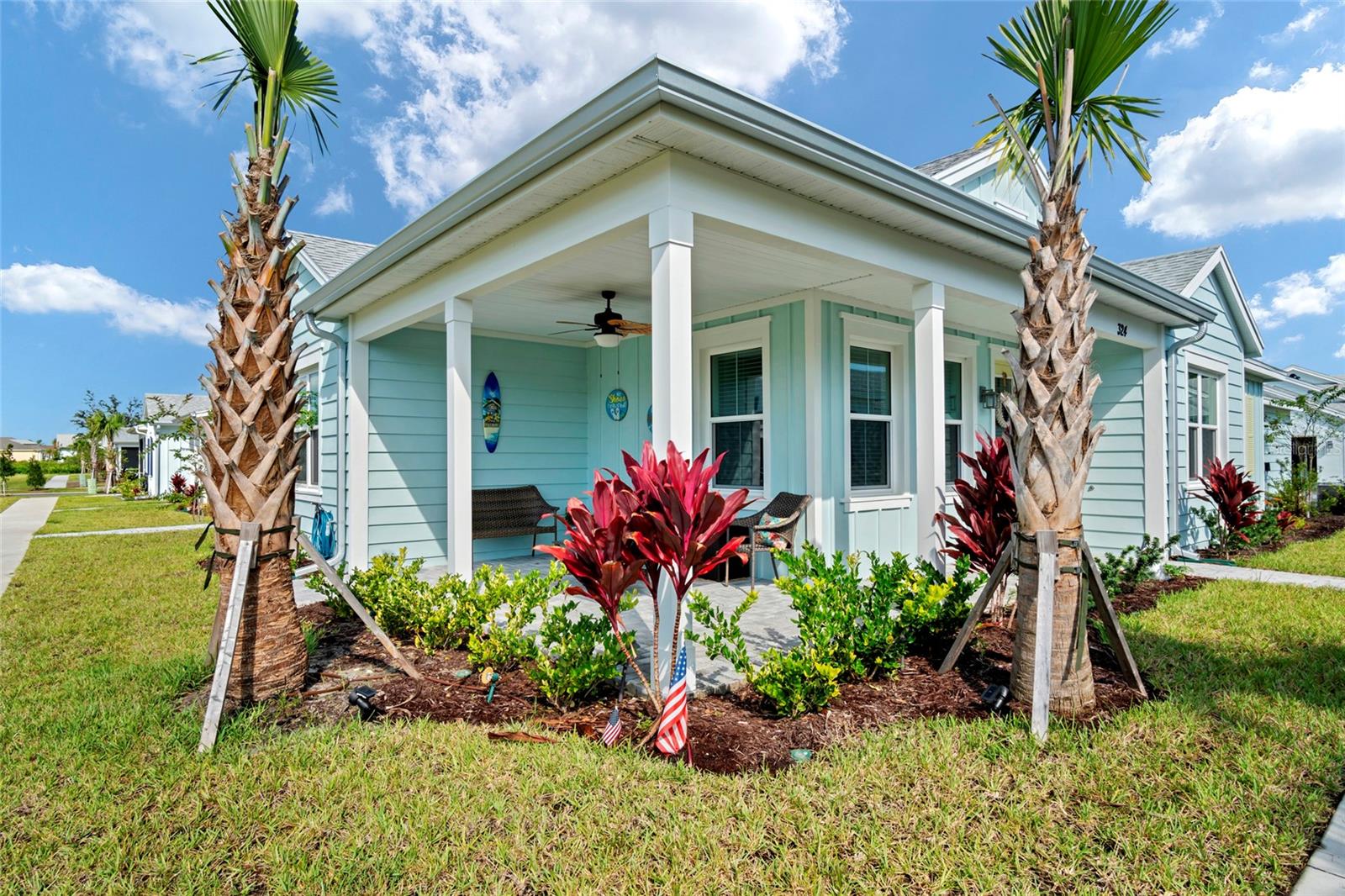 324 GYPSY PALACE LN