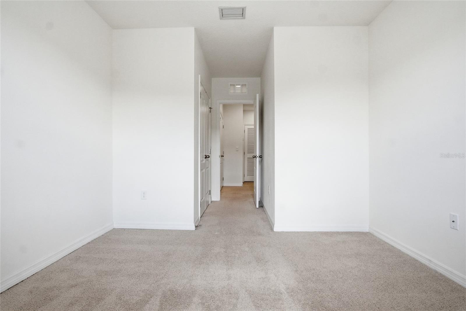 1535 LUMBER AVE