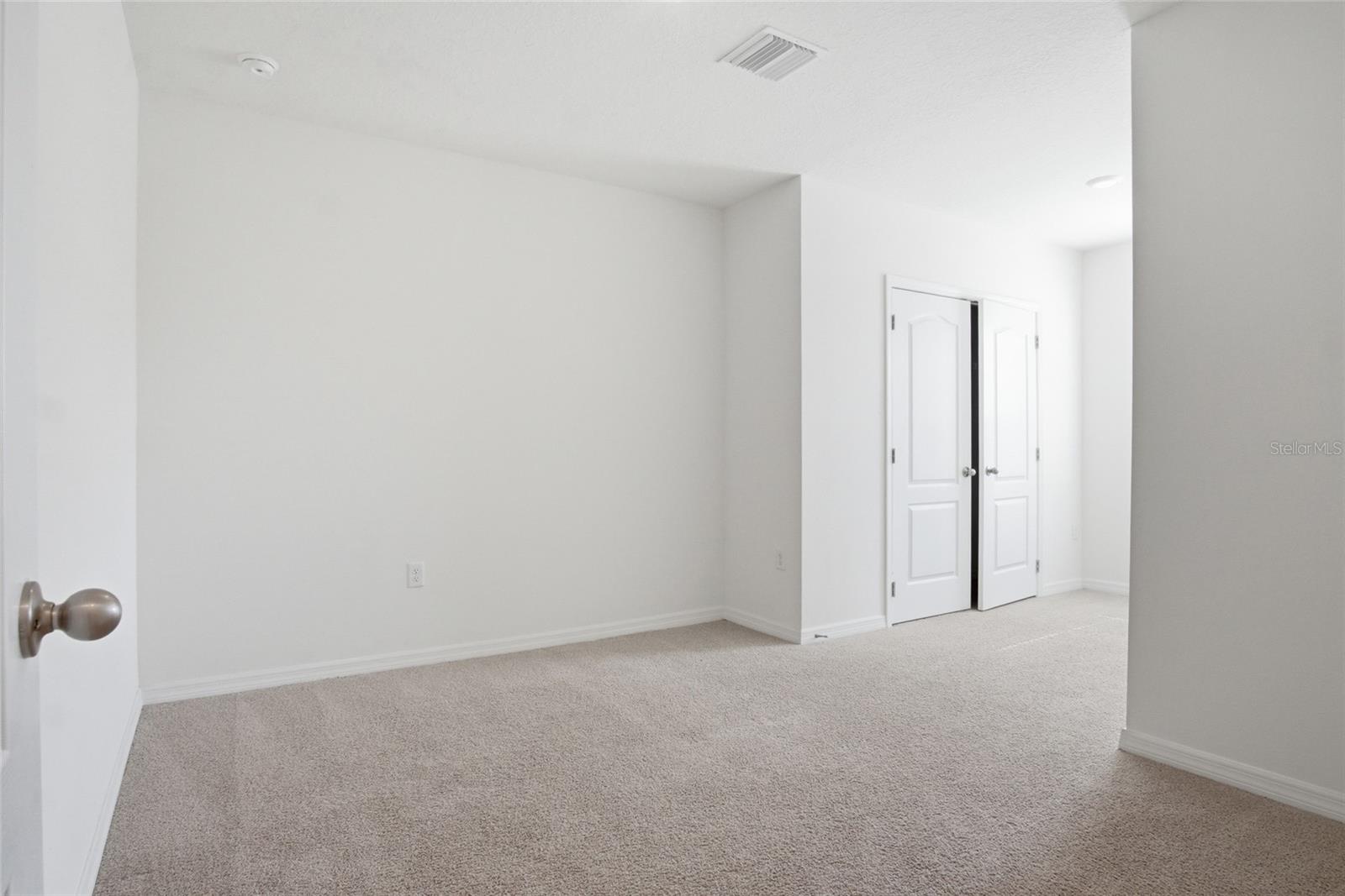 1535 LUMBER AVE
