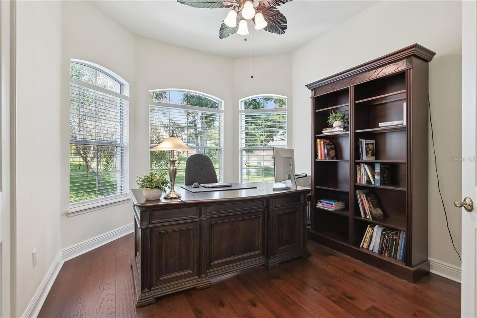 1270 GREEN VISTA CIR