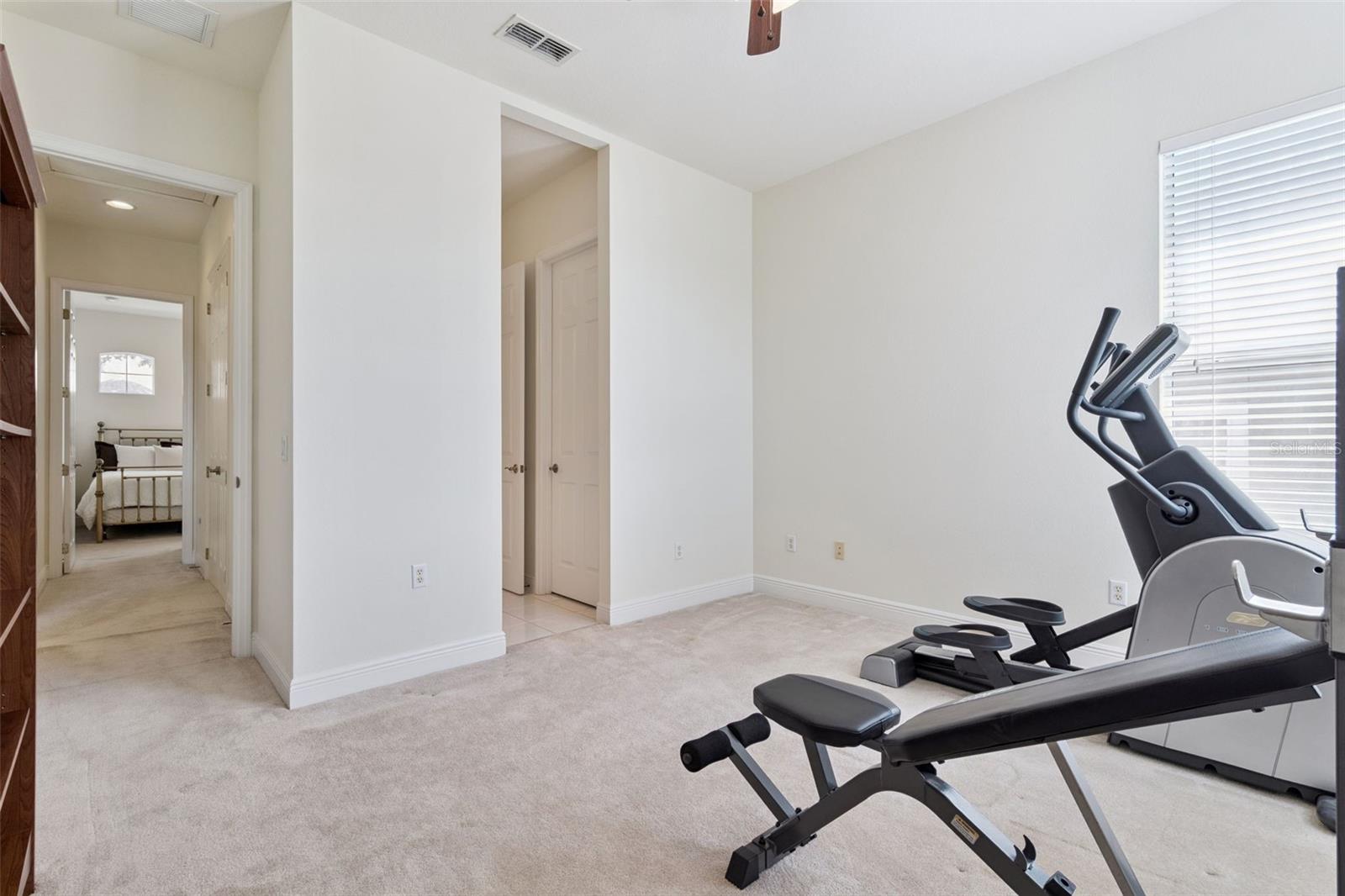 1270 GREEN VISTA CIR