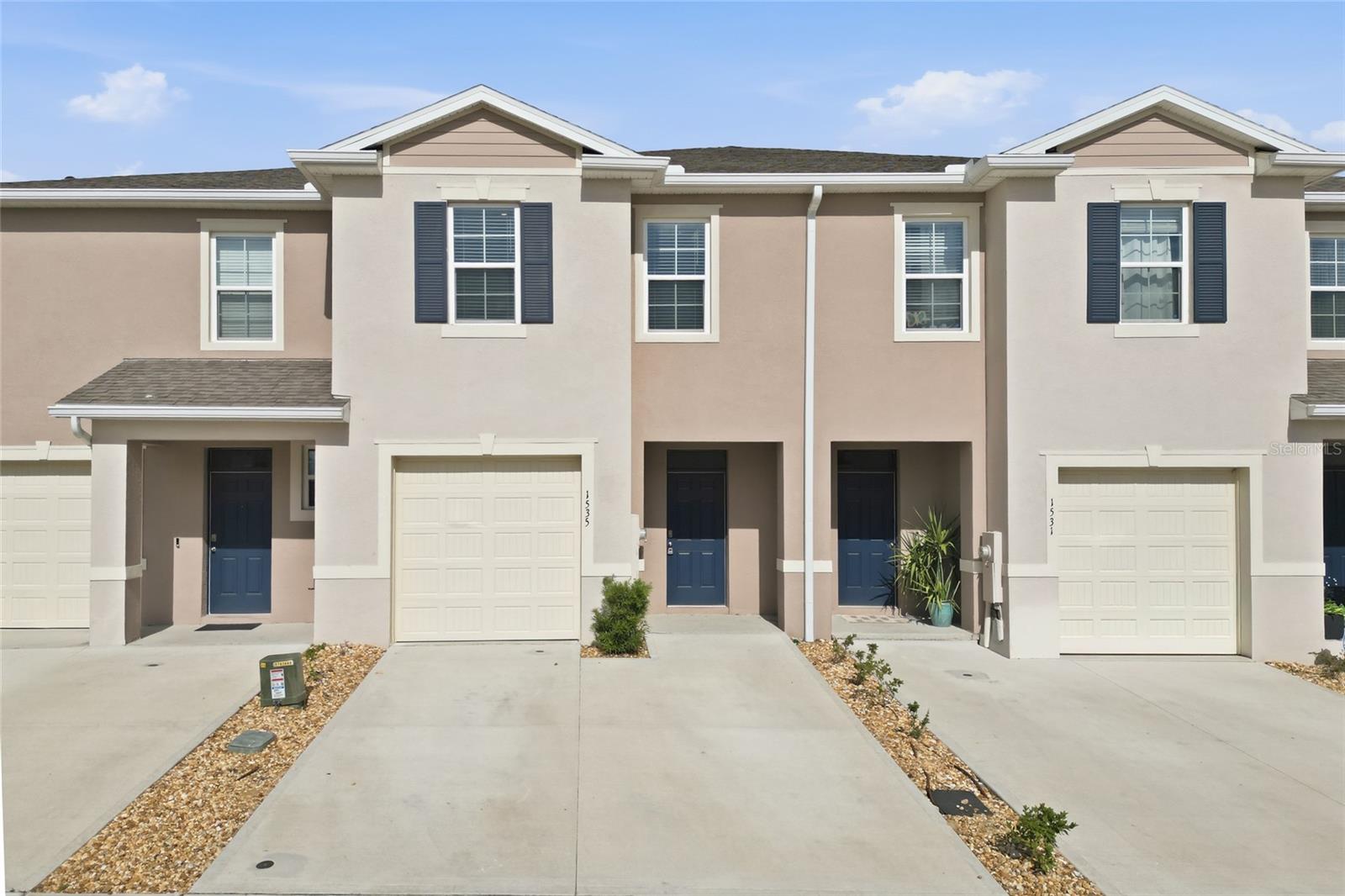 1535 LUMBER AVE