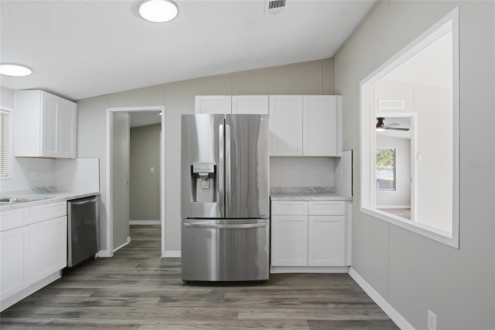 4519 MOBILAIRE DR