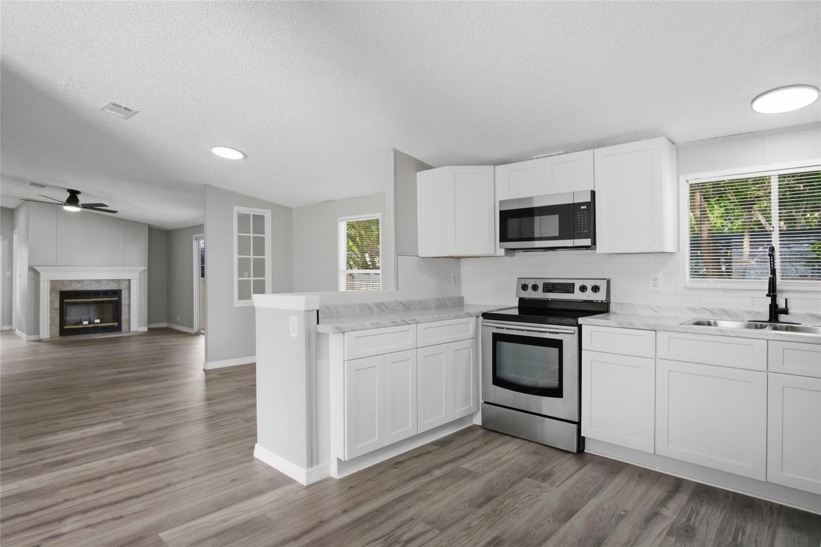 4519 MOBILAIRE DR