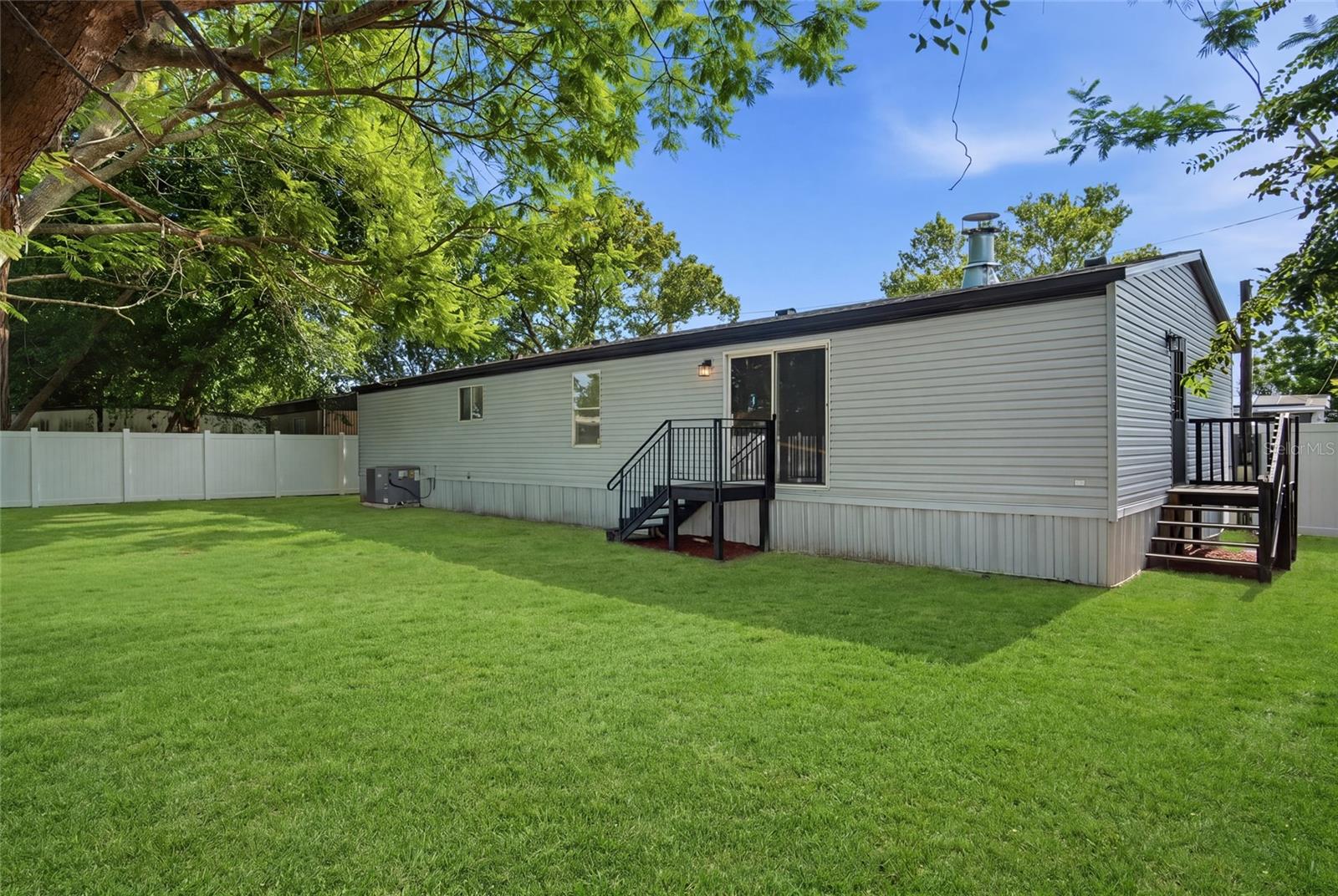 4519 MOBILAIRE DR