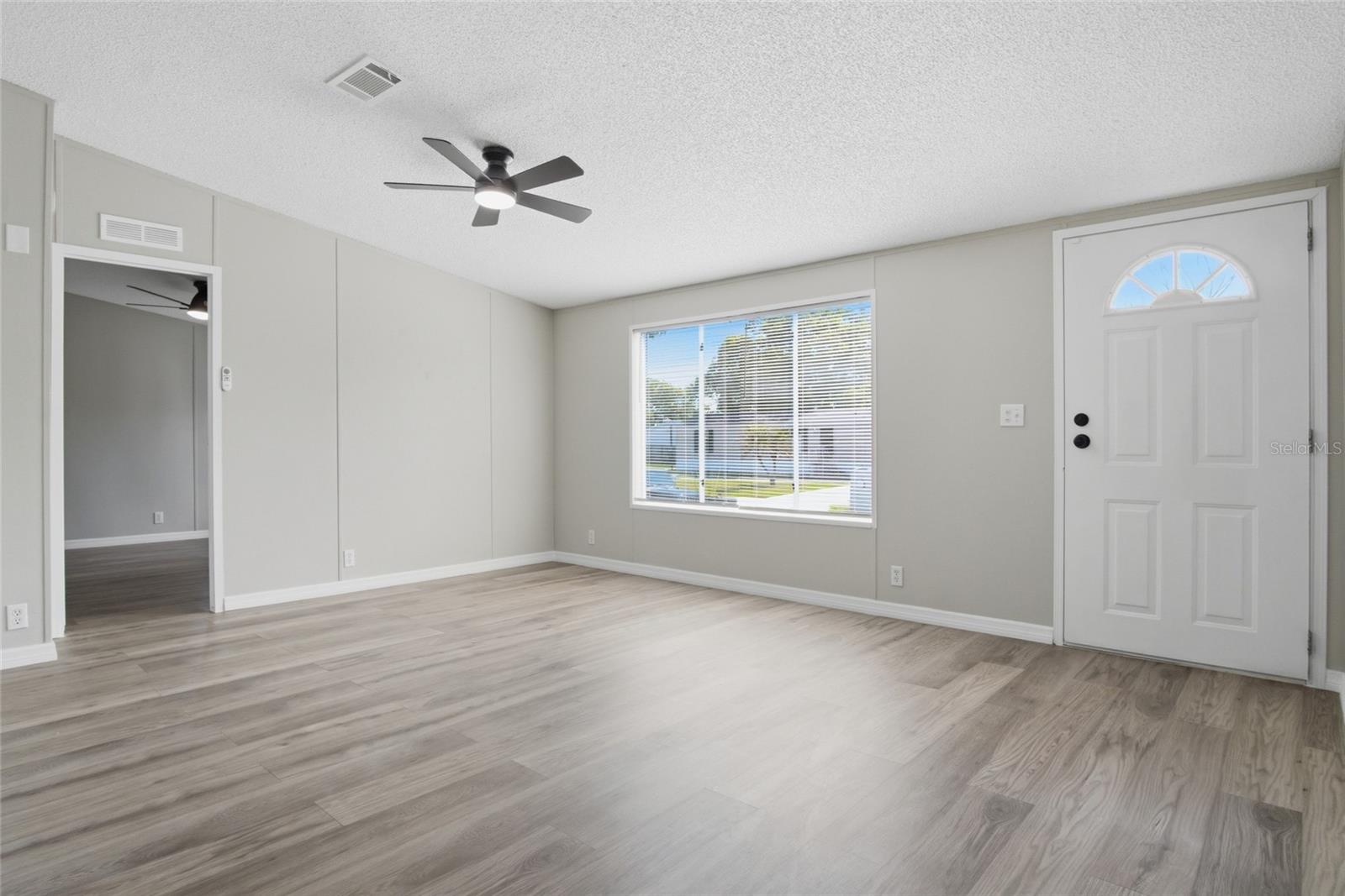4519 MOBILAIRE DR