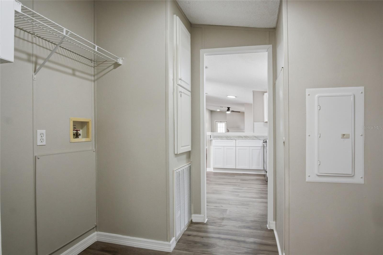 4519 MOBILAIRE DR