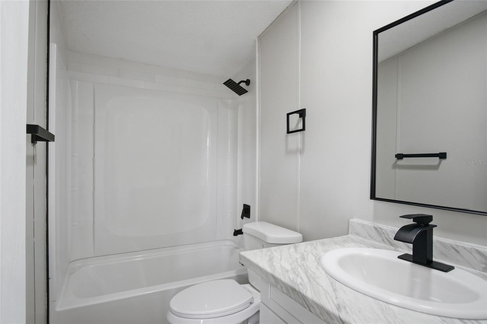4519 MOBILAIRE DR