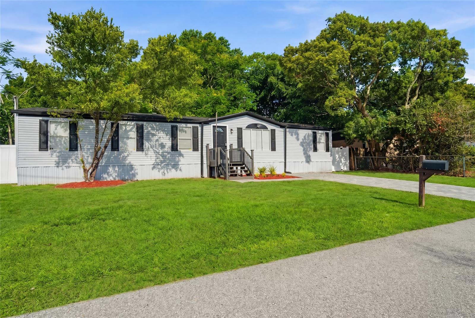 4519 MOBILAIRE DR
