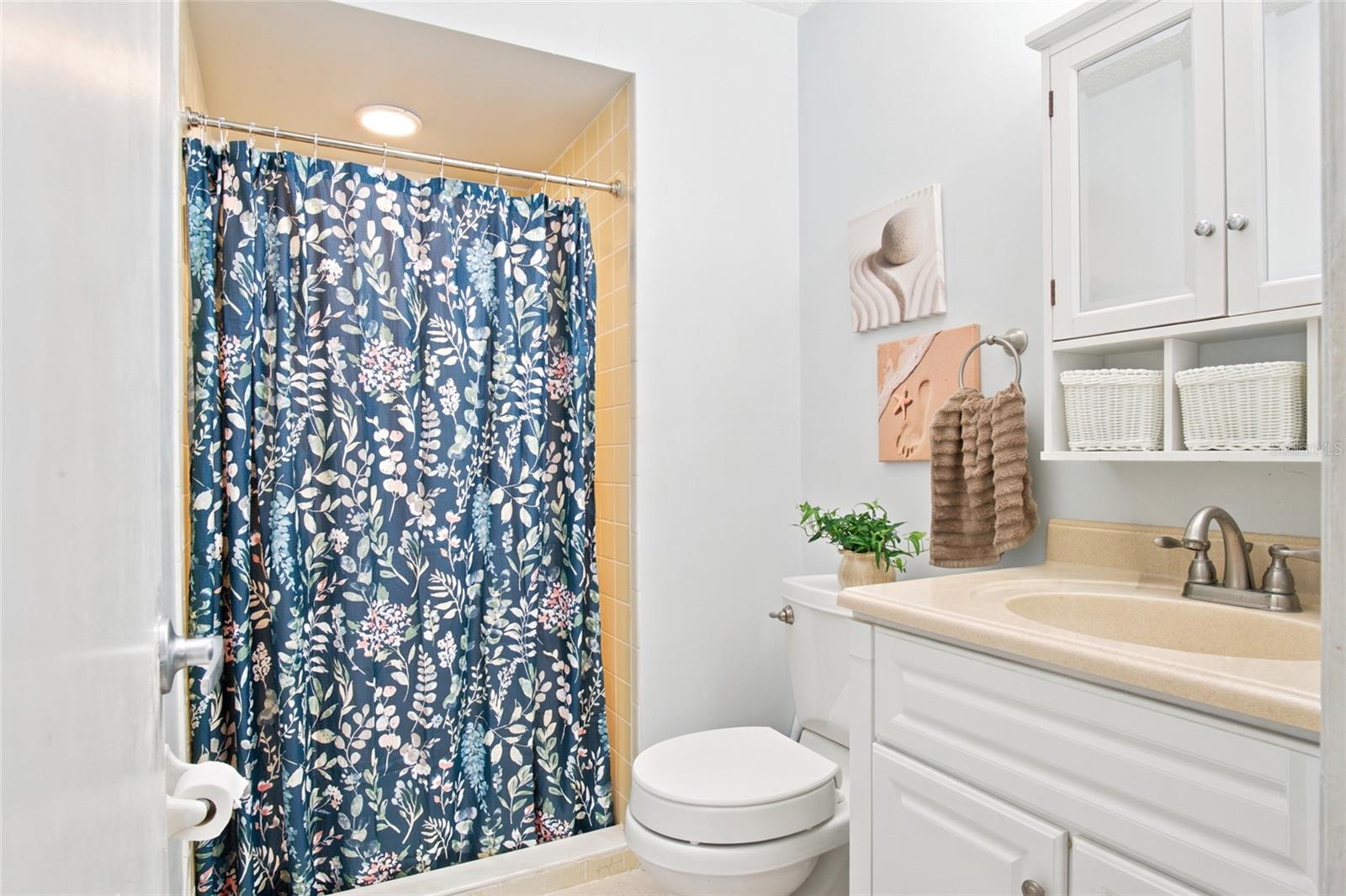 16 BLAKETOWN PL