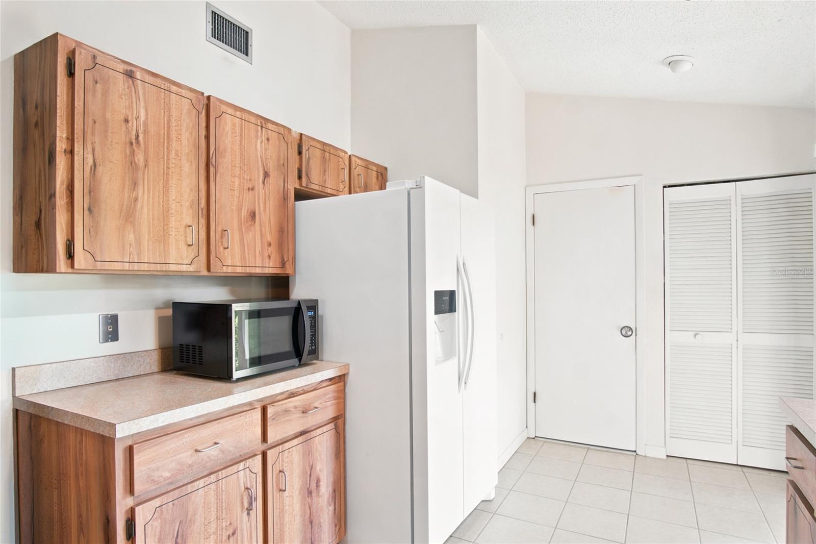 16 BLAKETOWN PL