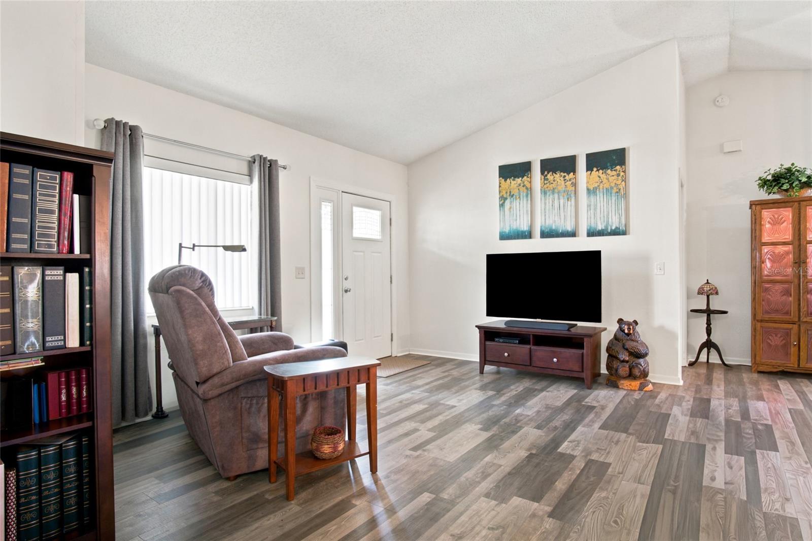 16 BLAKETOWN PL