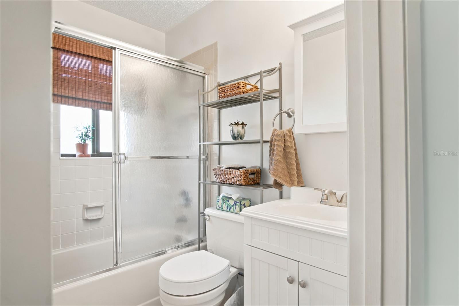 16 BLAKETOWN PL