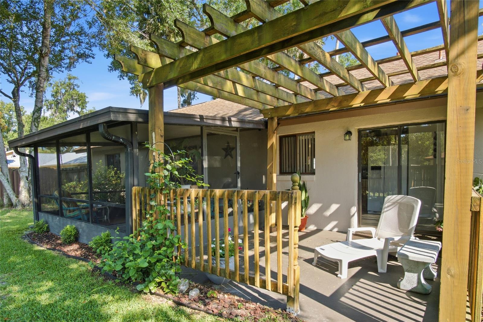 16 BLAKETOWN PL