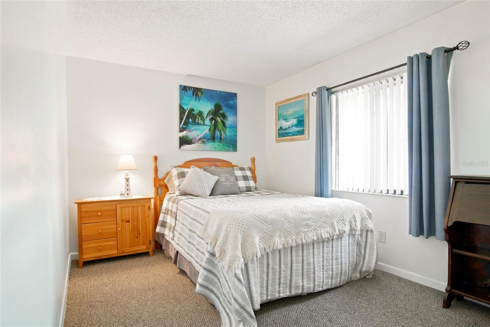 16 BLAKETOWN PL