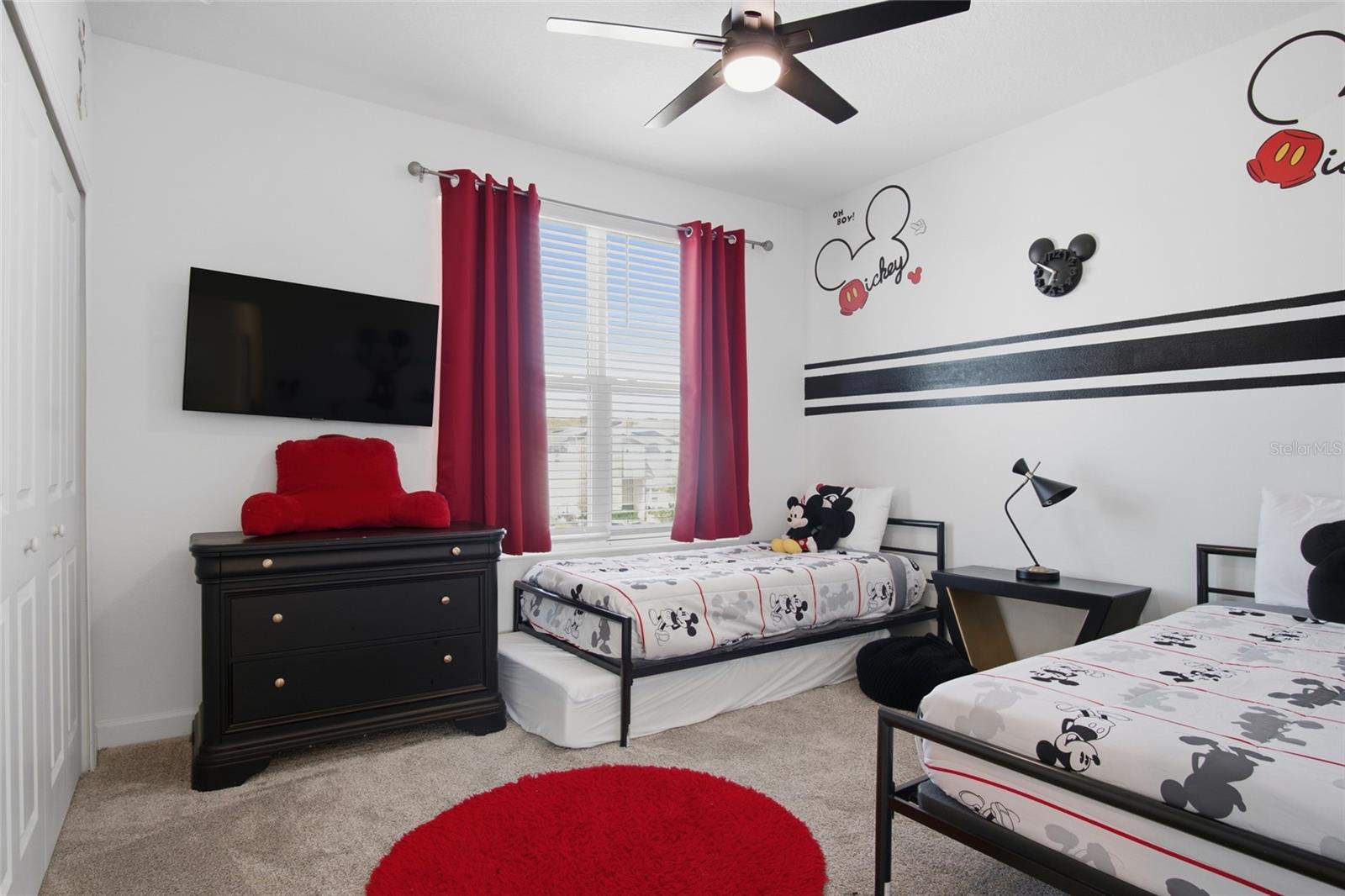 4274 PARAGRAPH DR