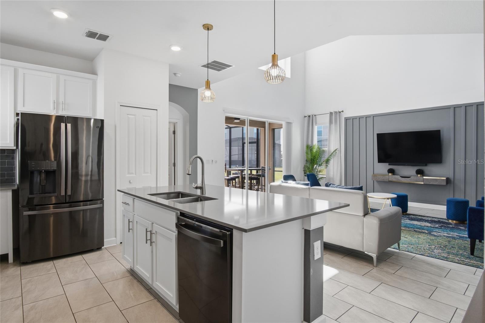 4274 PARAGRAPH DR