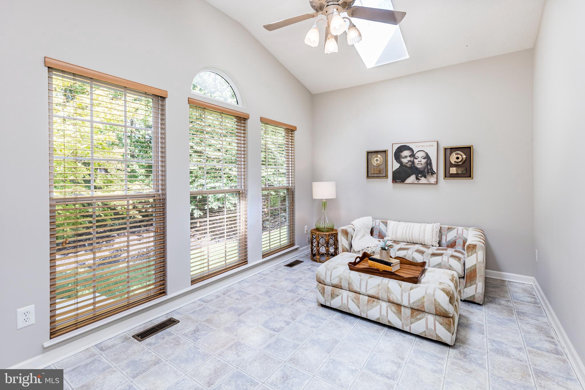 7734 Rotherham DRIVE