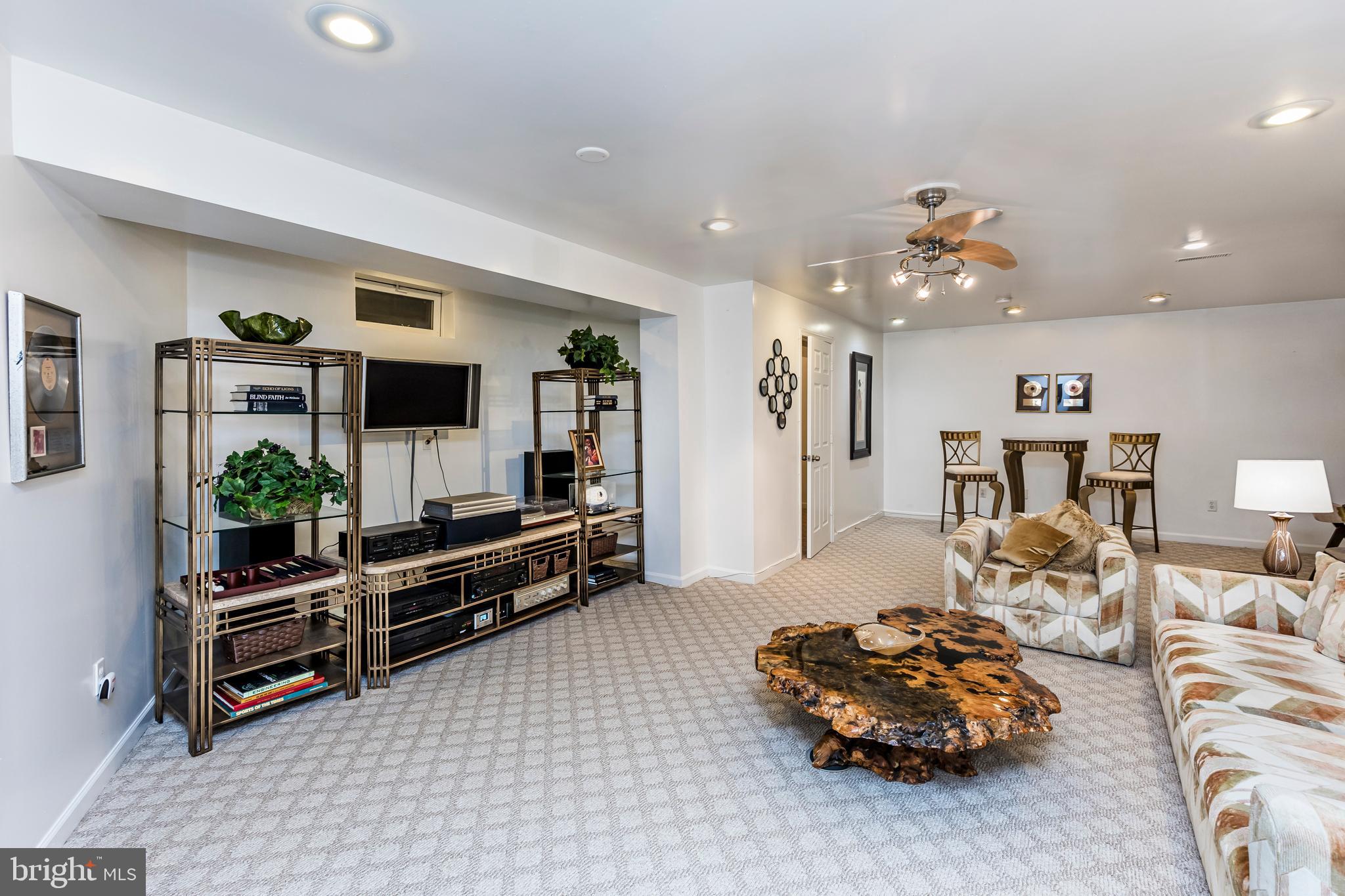 7734 Rotherham DRIVE