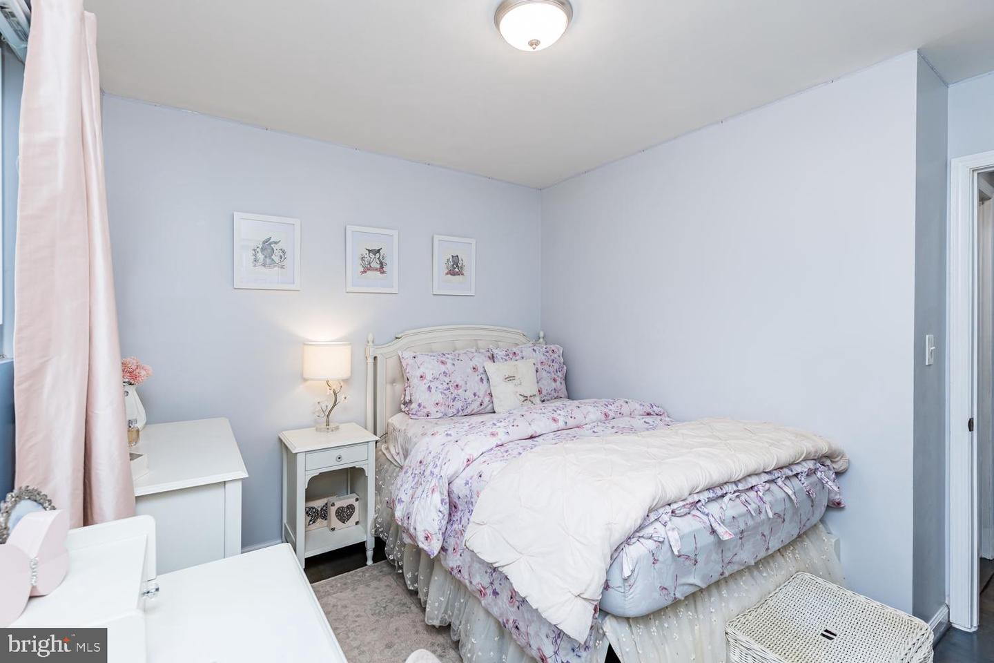 8912 Michelle Ln