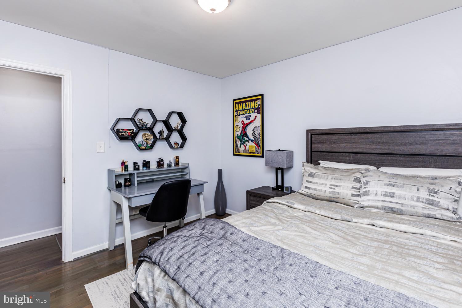 8912 Michelle Ln