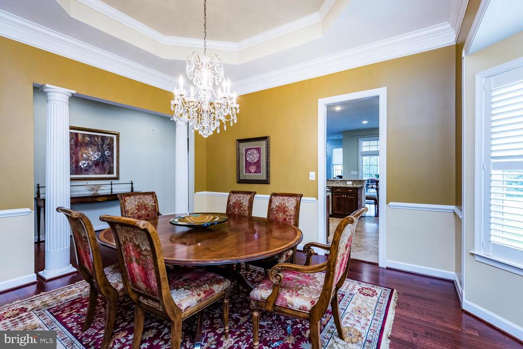 306 GRINDSTONE DRIVE