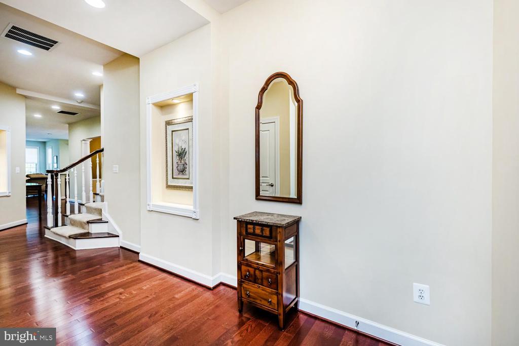 306 GRINDSTONE DRIVE