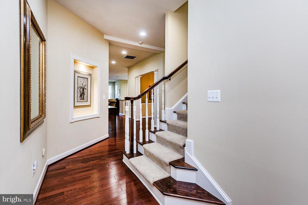 306 GRINDSTONE DRIVE