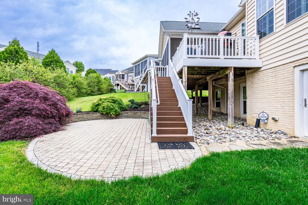 306 GRINDSTONE DRIVE