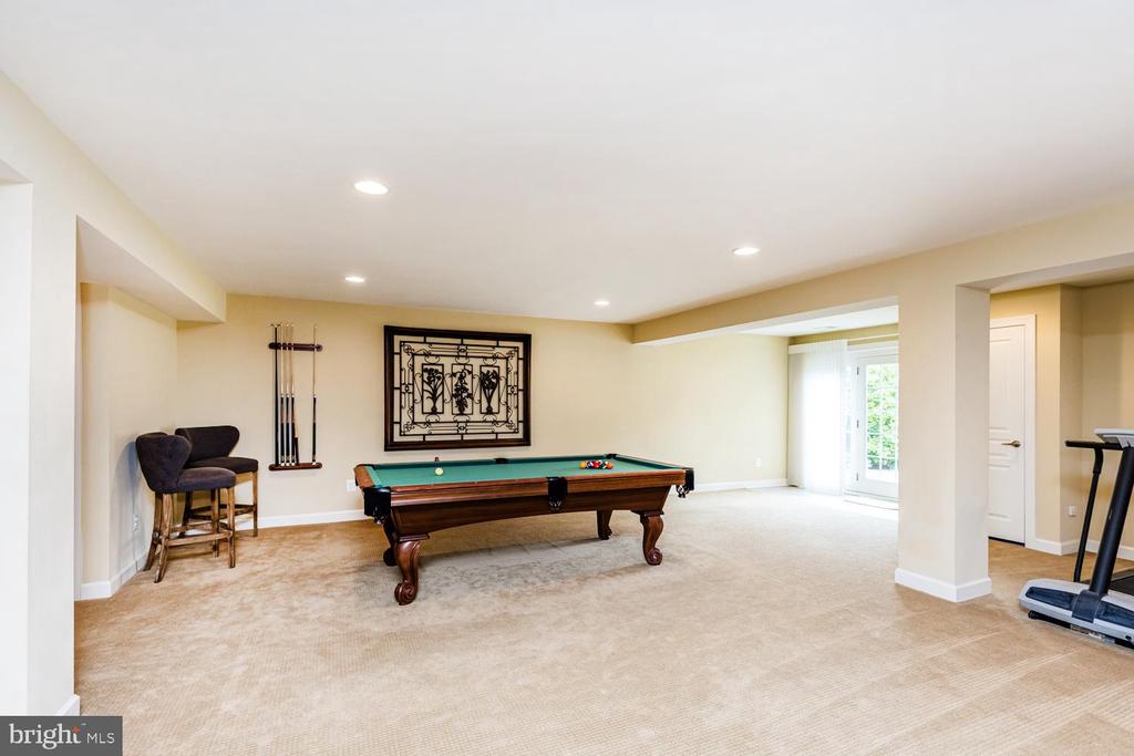 306 GRINDSTONE DRIVE