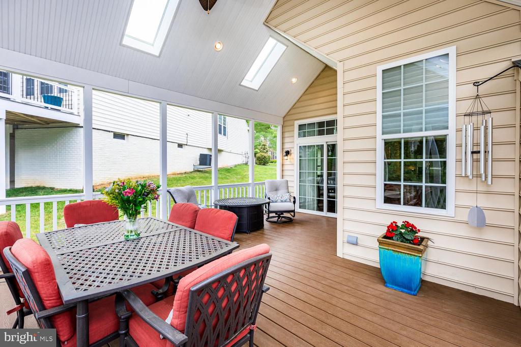 306 GRINDSTONE DRIVE