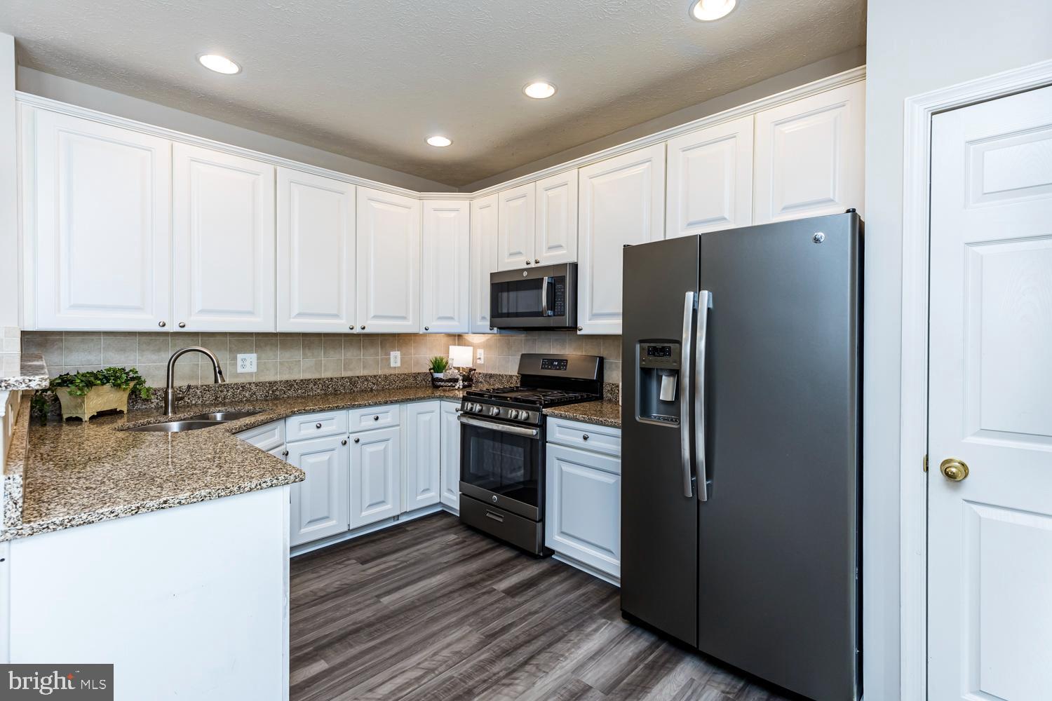 11002 Mill Centre DRIVE Unit: 11002