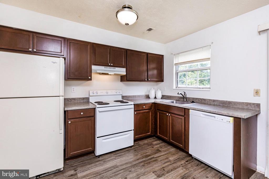 58 Chelmsford Ct