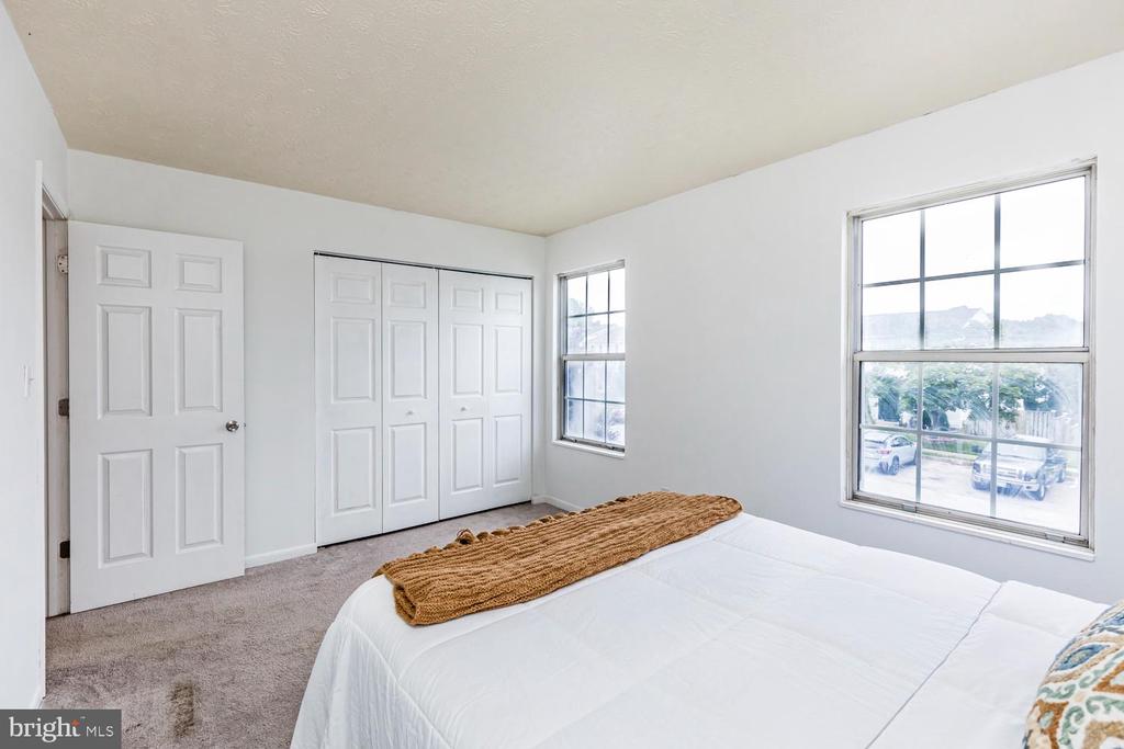 58 Chelmsford Ct