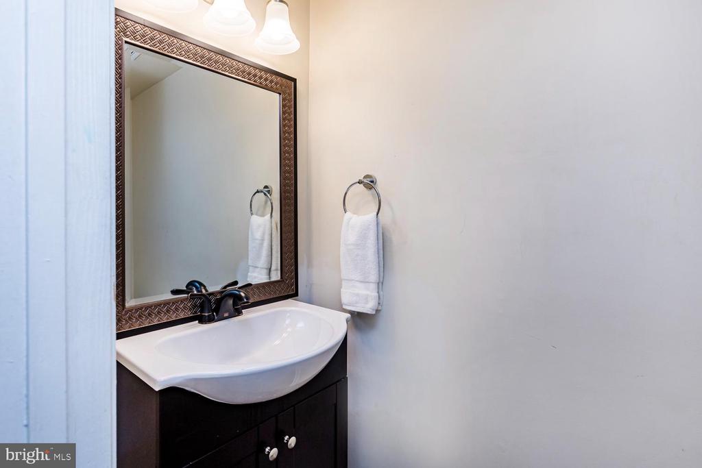 58 Chelmsford Ct