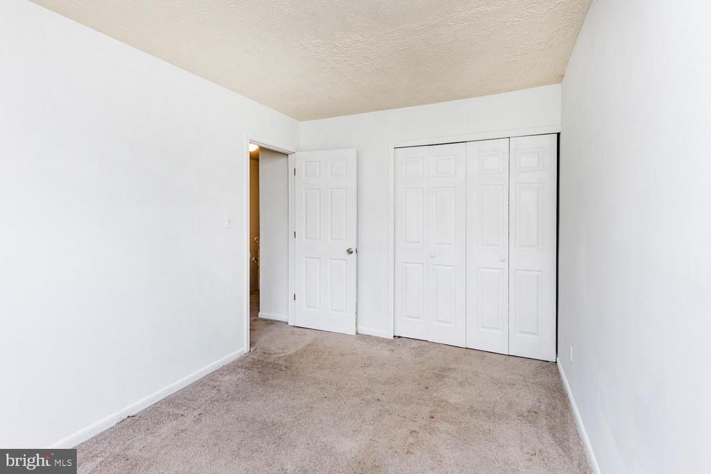 58 Chelmsford Ct
