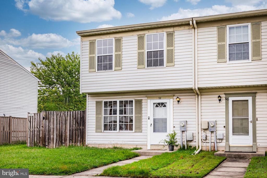 58 Chelmsford Ct