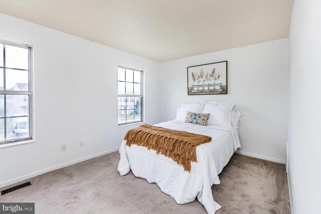 58 Chelmsford Ct