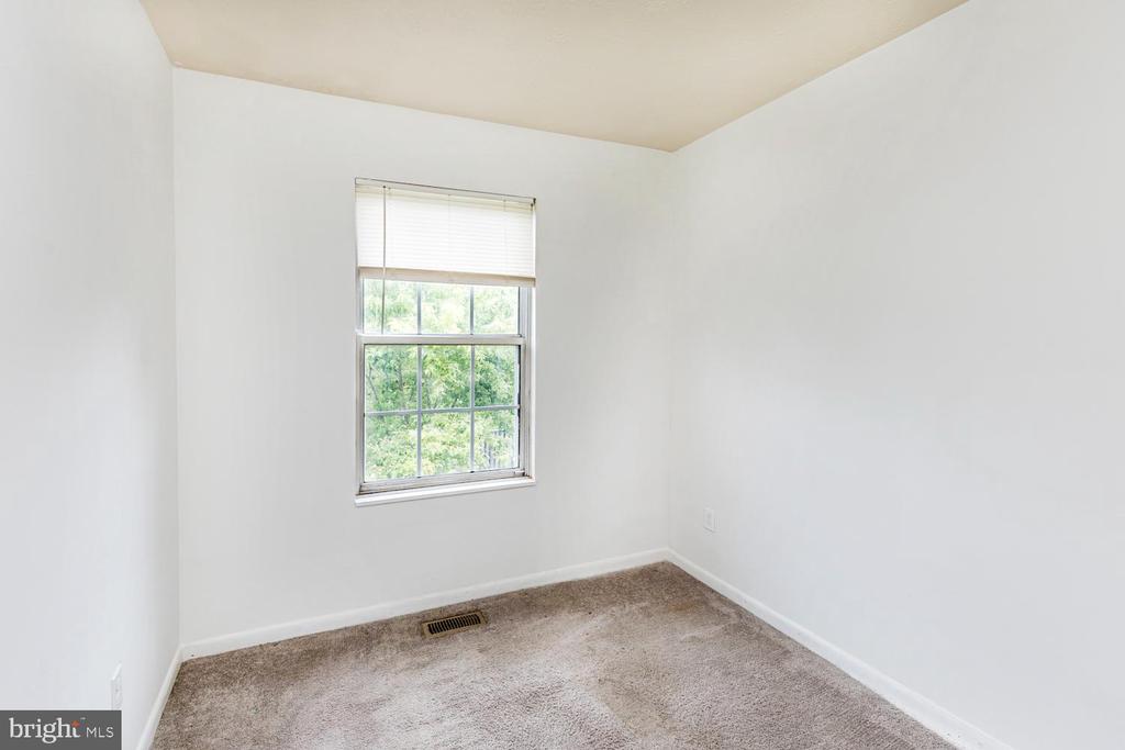 58 Chelmsford Ct