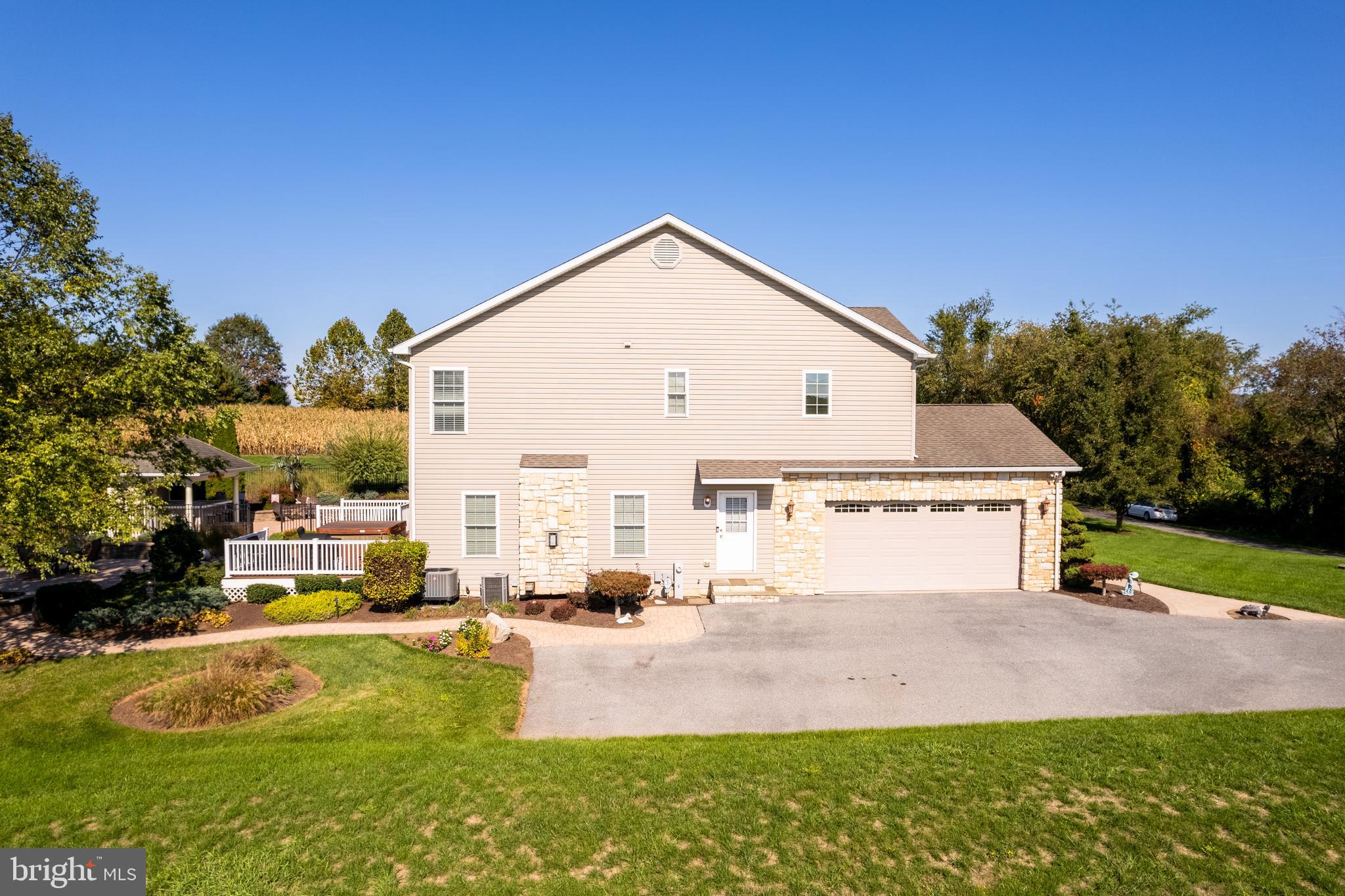 3010 Acorn Hill DRIVE