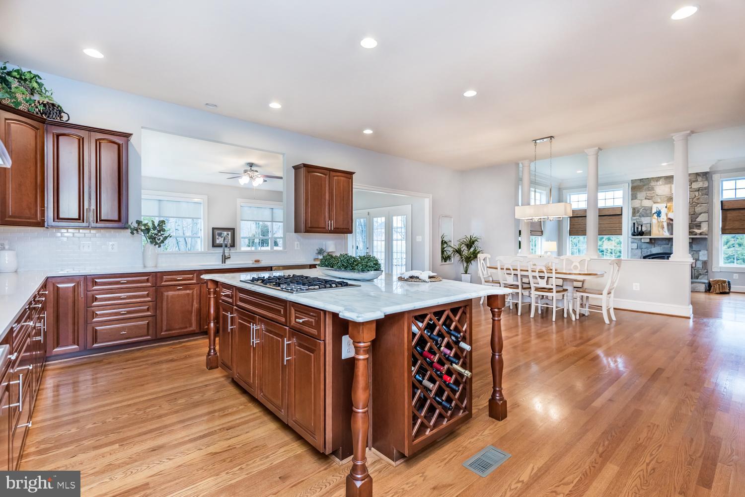 10121 Saddle Brook Farm Trl