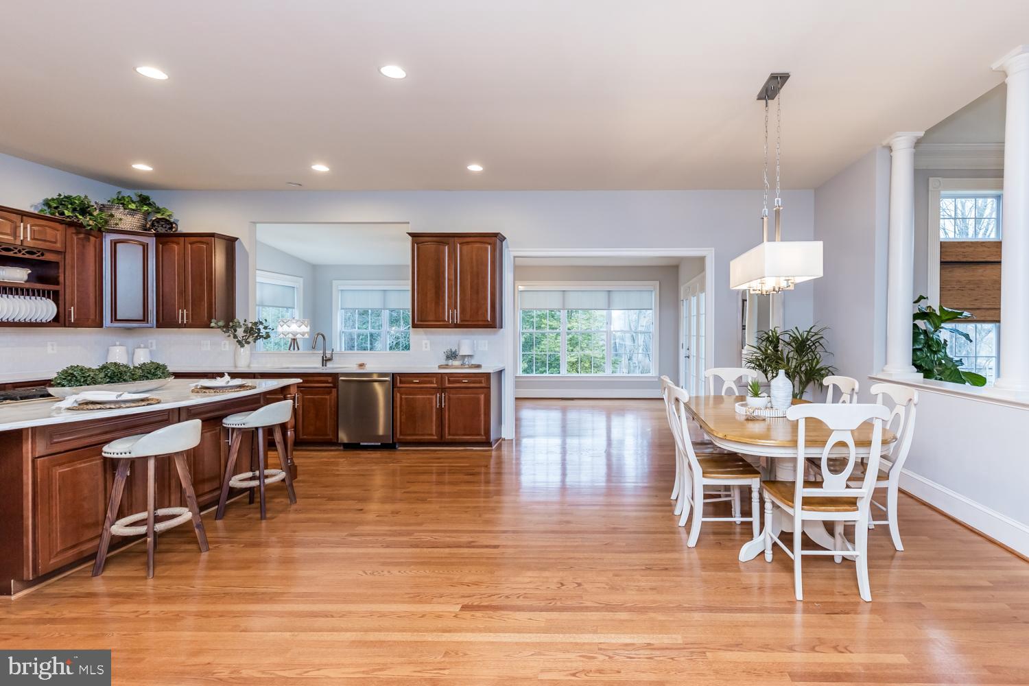 10121 Saddle Brook Farm Trl