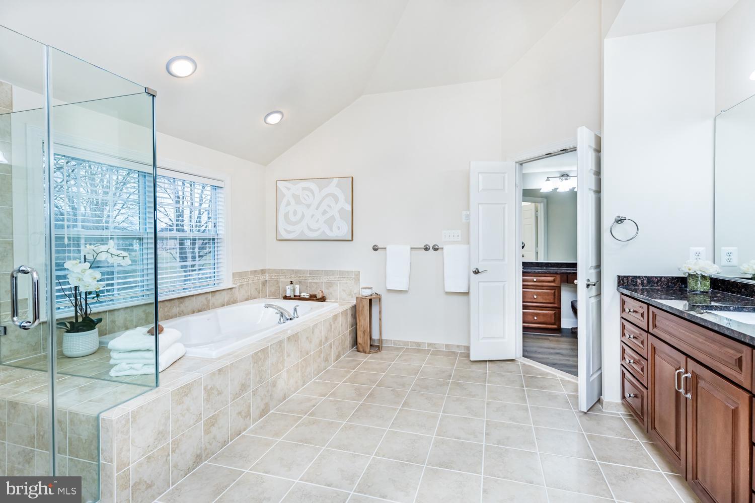 10121 Saddle Brook Farm Trl