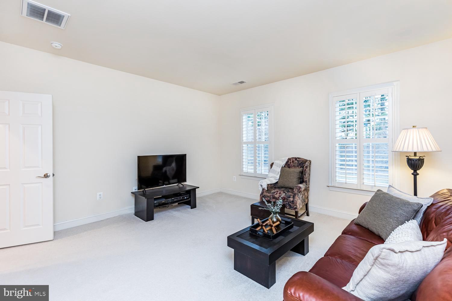 10121 Saddle Brook Farm Trl