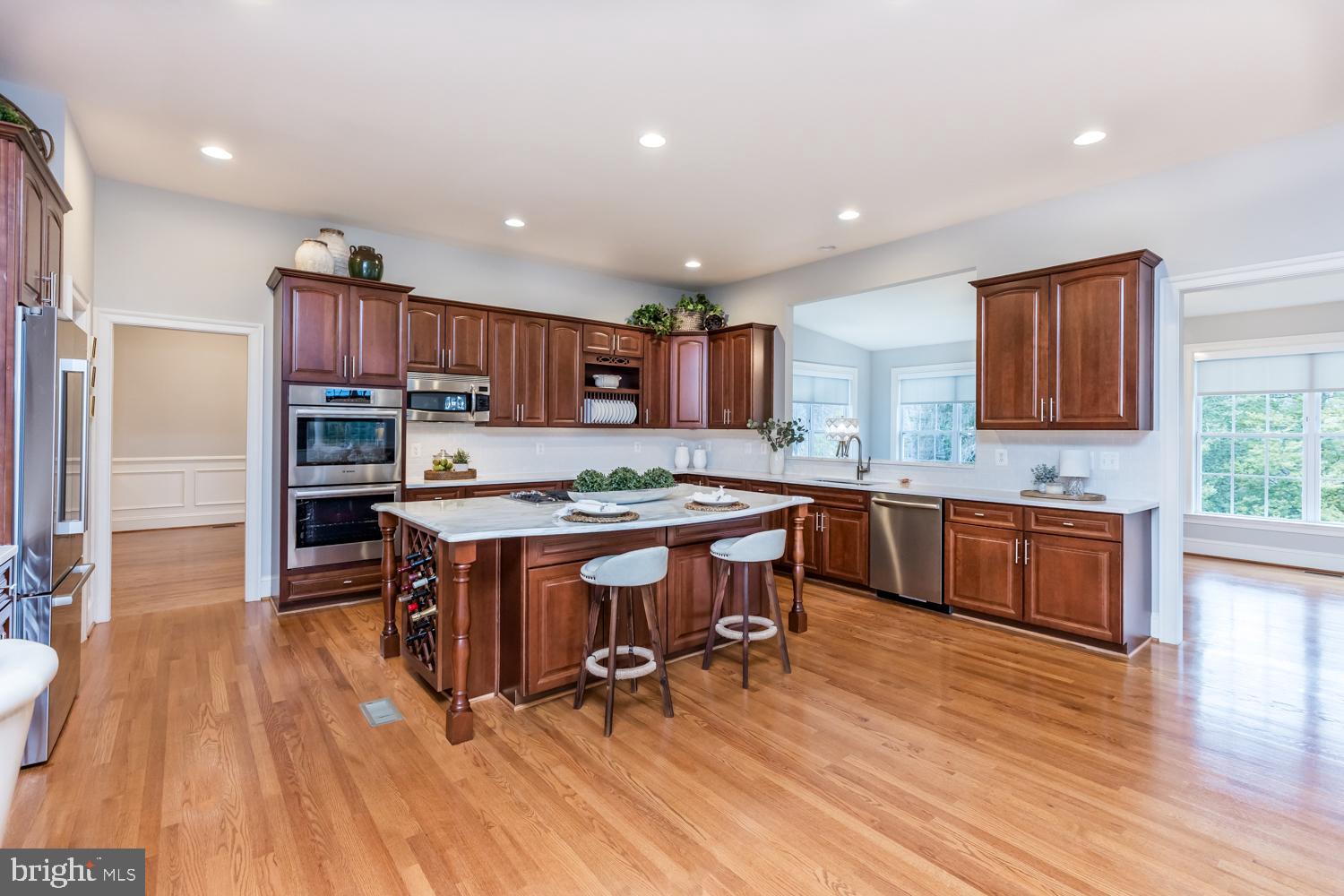 10121 Saddle Brook Farm Trl