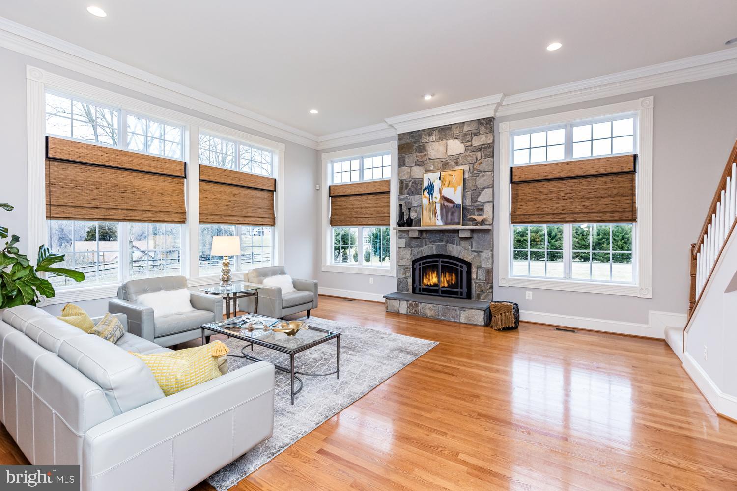 10121 Saddle Brook Farm Trl